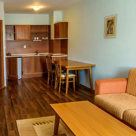 Evergreen Aparthotel